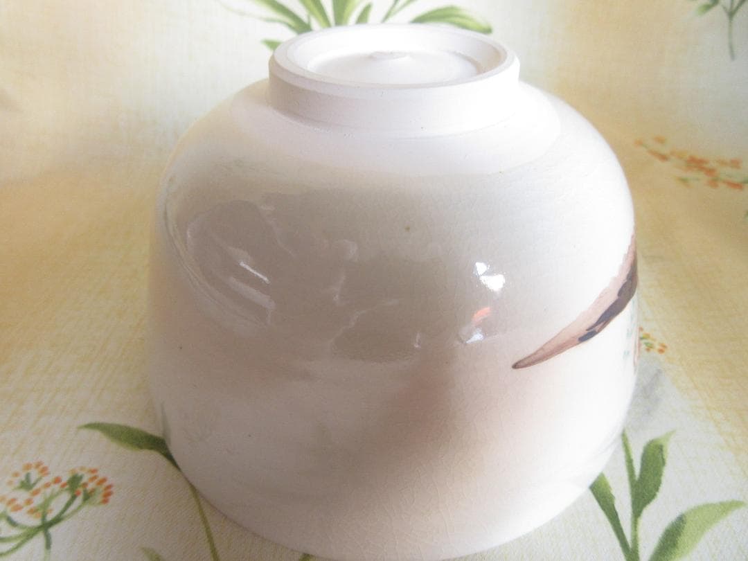 京焼 在銘 陽春 色絵春草図 茶碗 茶道具 共箱 60604