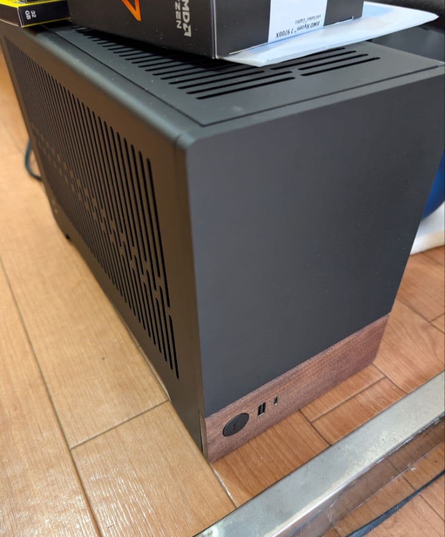 PCケース(自作PC用) Fractal Design Terra Graphite mini-ITX
