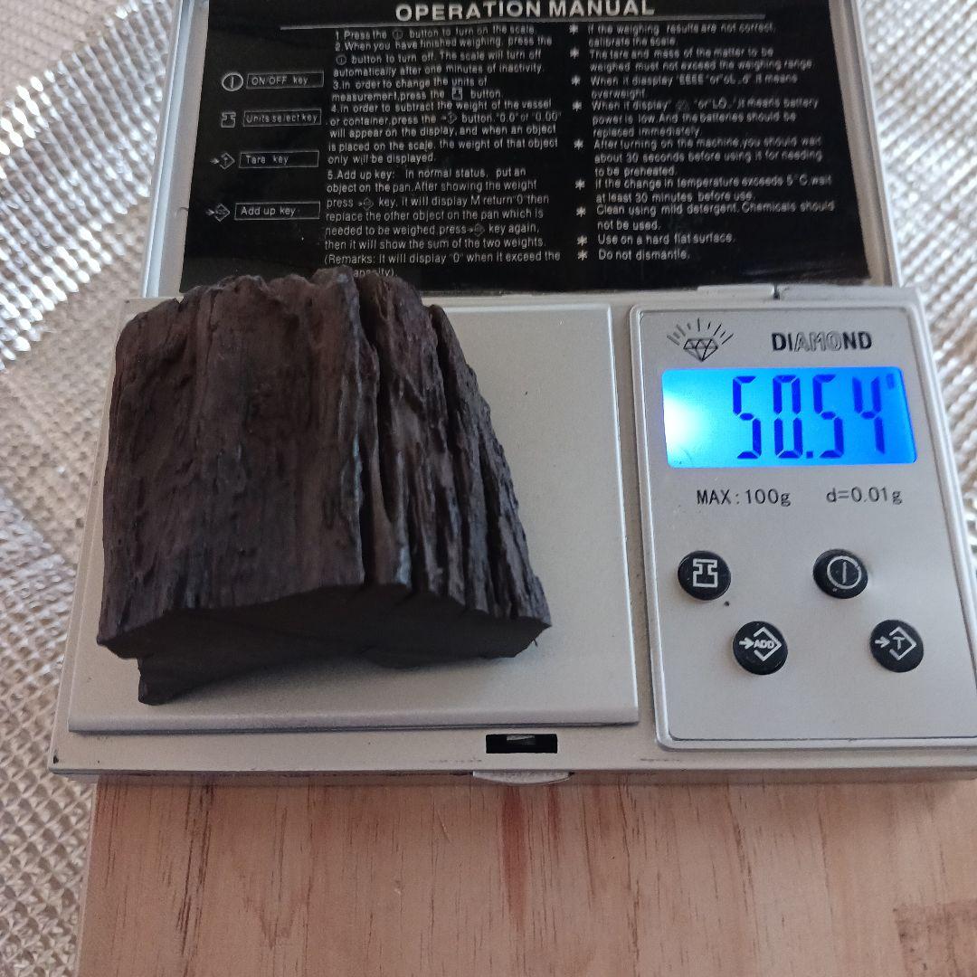 香木 50.54g 黒色伽羅，上沈香 .六国五味.不規則な形状