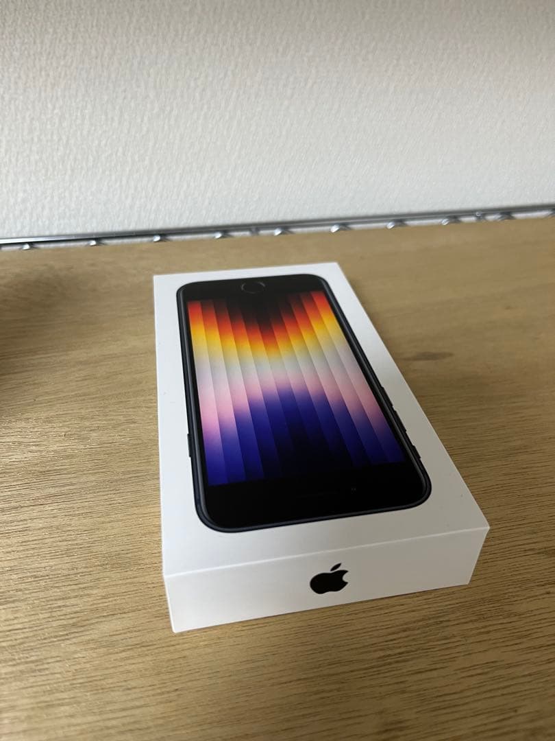 iPhone SE (第3世代) ブラック 128GB SIMフリー 極美品