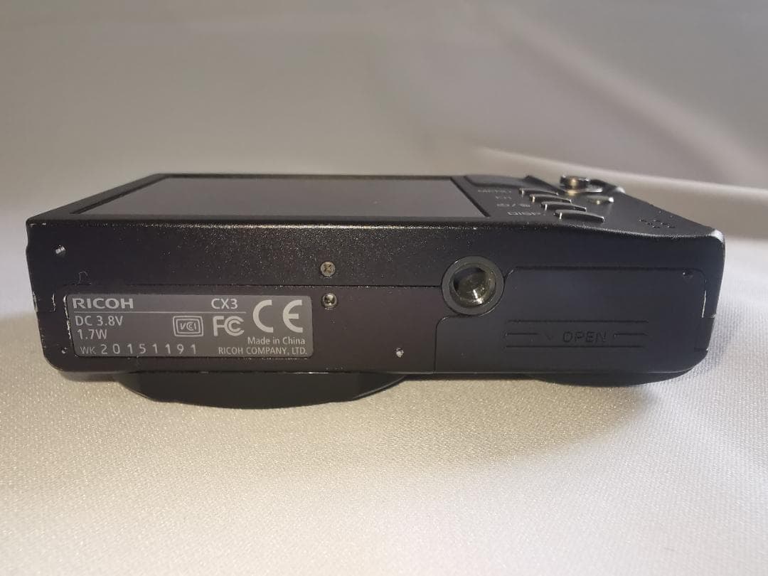 RICOH CX3 コンパクトデジタルカメラ 【オールドコンデジ】