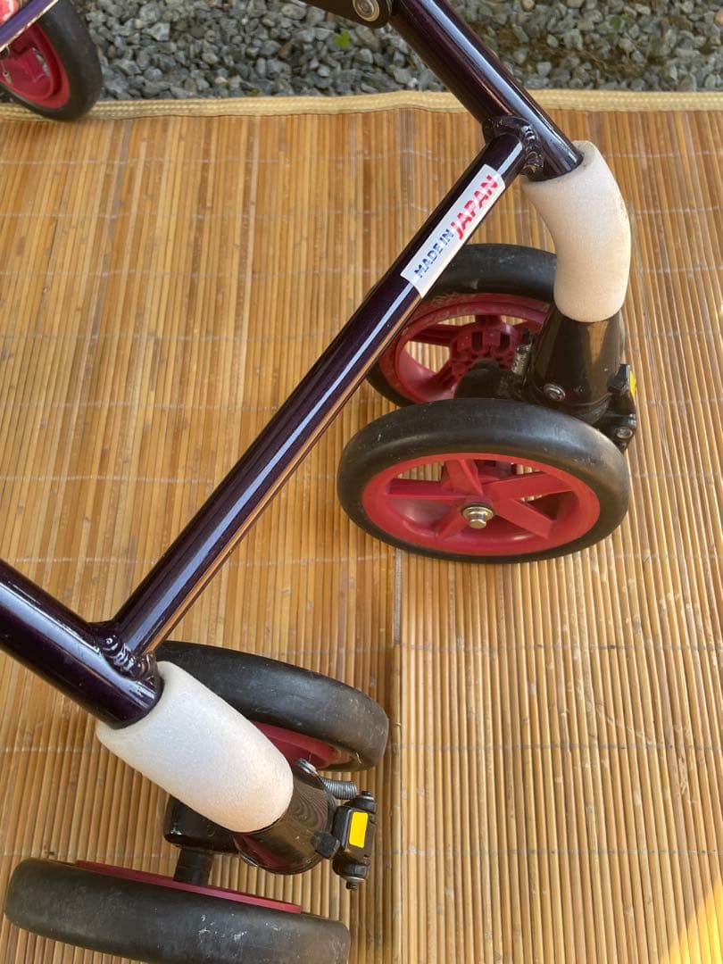 象印ベビー ライトステップタイニーWヌーボー シルバーカー 折りたたみ 座れる