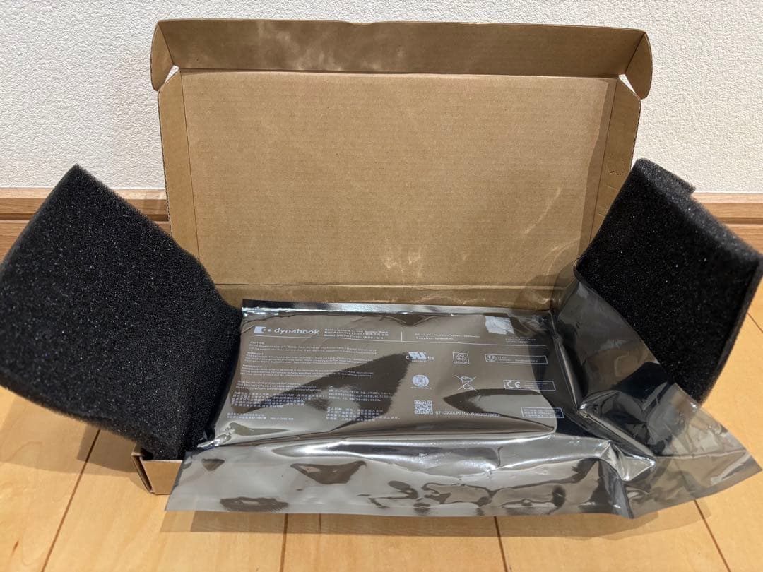 東芝　dynabook PA5344U-1BRS