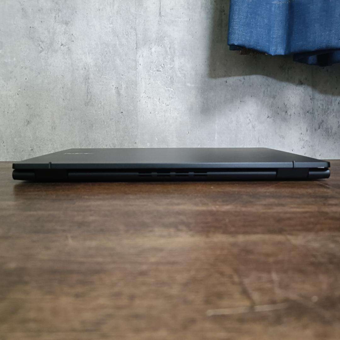 【極美品】NEC 13型 超軽量970g R5(11世代i7超)16GBn144