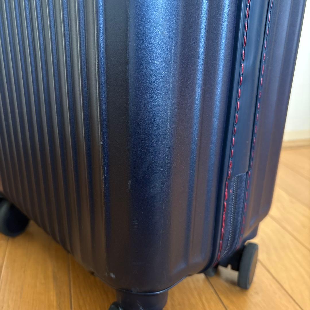 CARGO 機内持ち込み CAT235LY