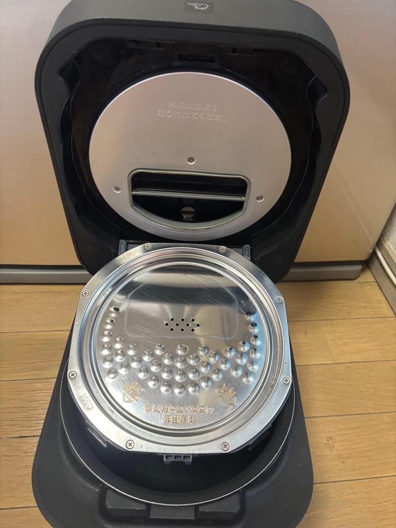 ZOJIRUSHI NW-SA10-BA 5.5合 2019年製