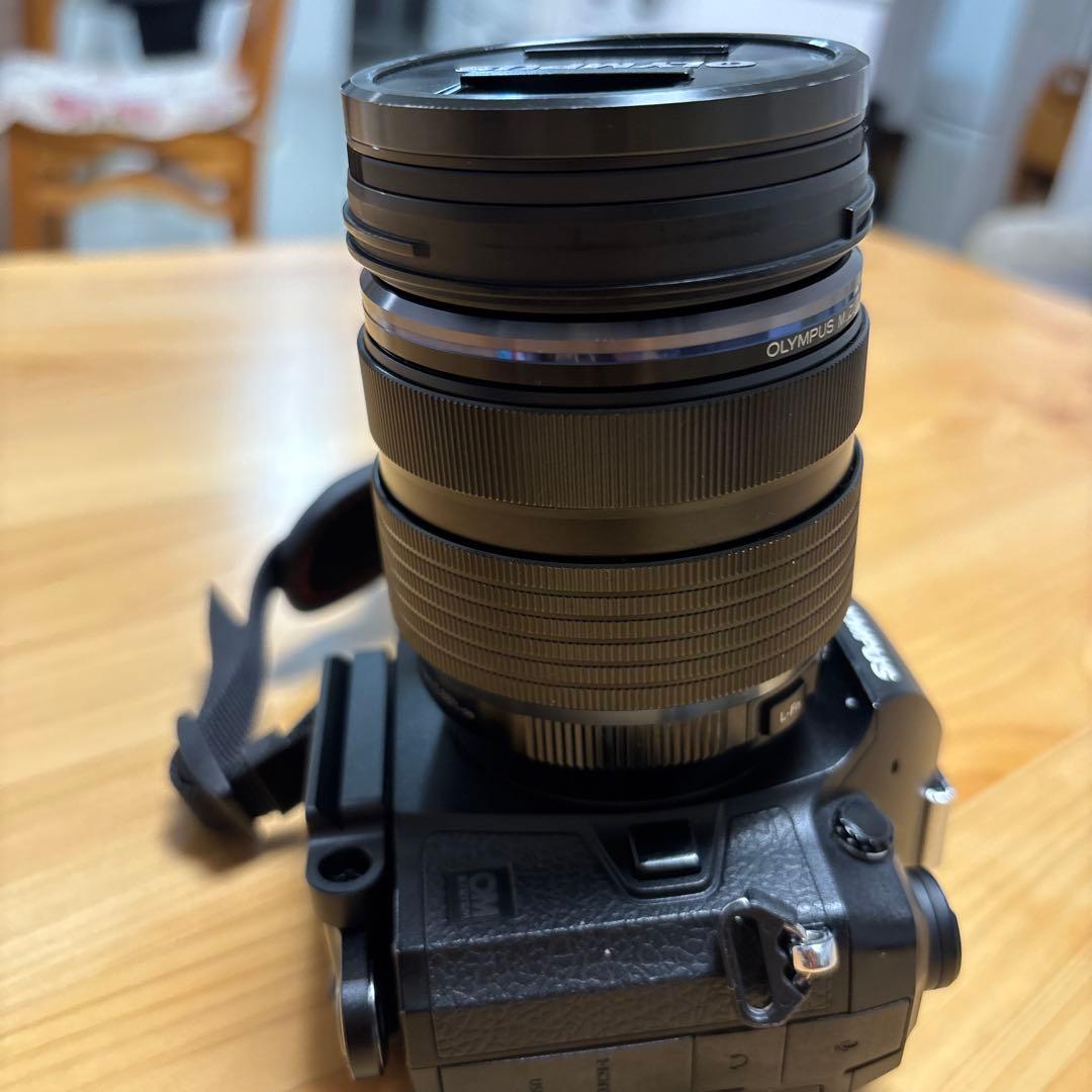 Olympus OM-1 キットレンズ付き その他