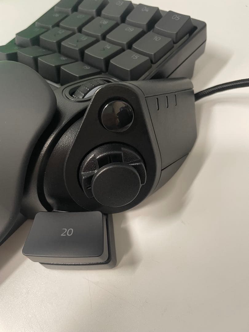 Razer Tartarus V2 ゲーミングキーパッド 左手キーボード