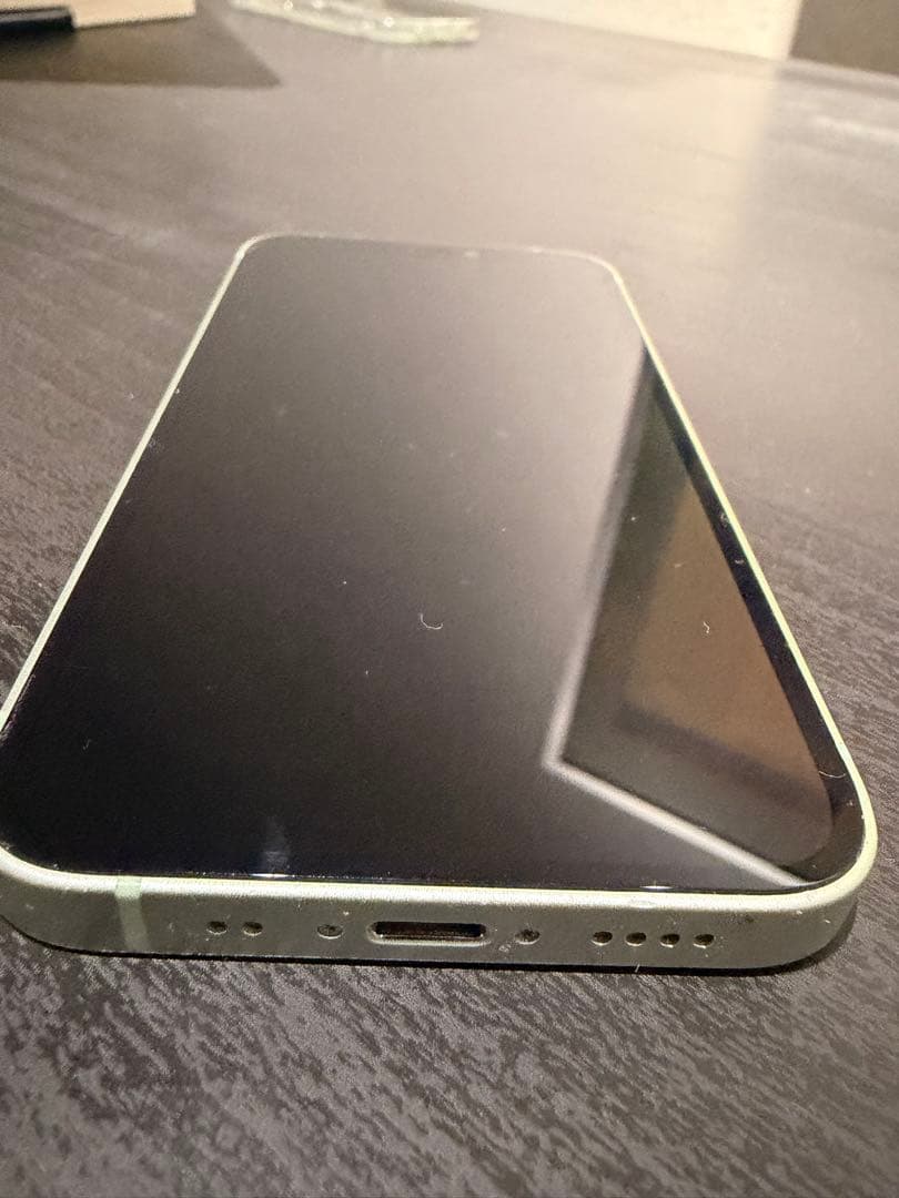 Apple iPhone 12 mini 本体。バッテリー交換済み