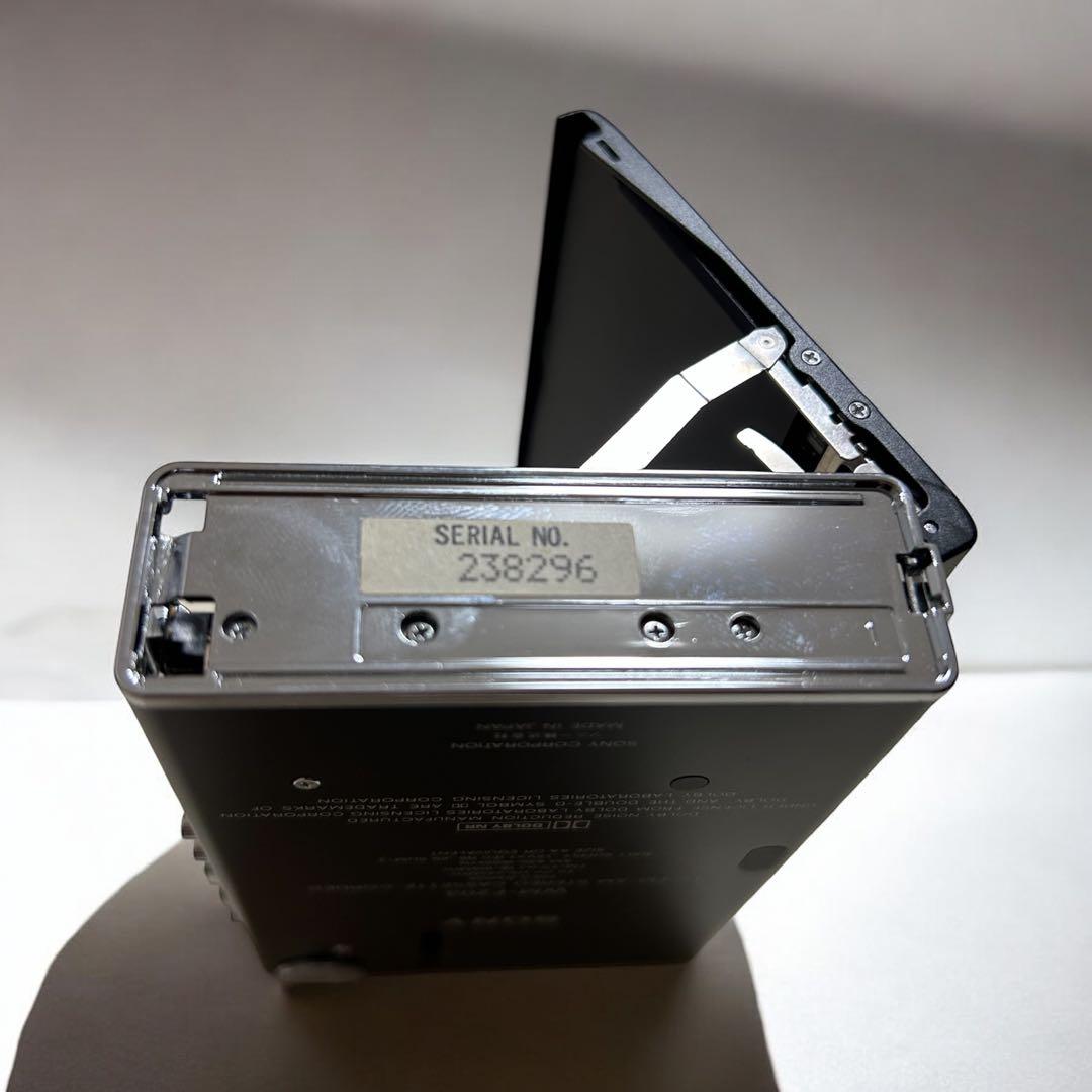 ポータブルプレーヤー SONY WALKMAN WM-F203