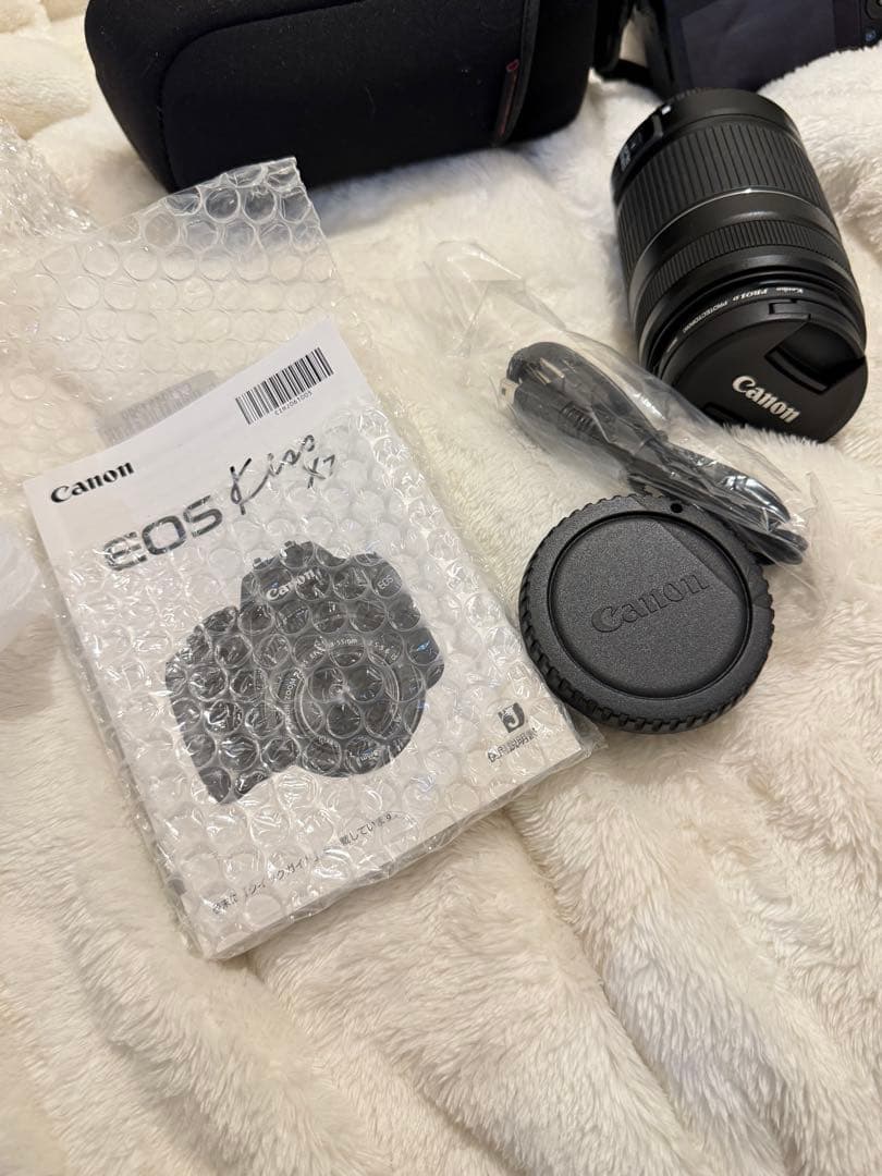 美品　Canon EOS Kiss X7 ダブルズームキット　一眼レフ