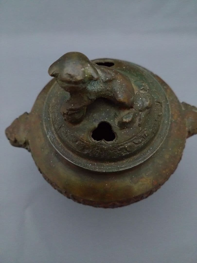 ​【骨董】獅子 香炉蓋付 三つ足 古銅　彫刻 伝統工芸品 時代物 古美術