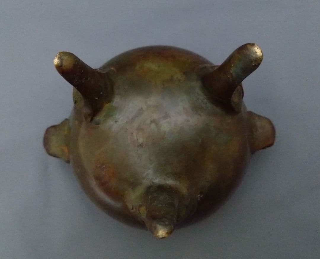 ​【骨董】獅子 香炉蓋付 三つ足 古銅　彫刻 伝統工芸品 時代物 古美術