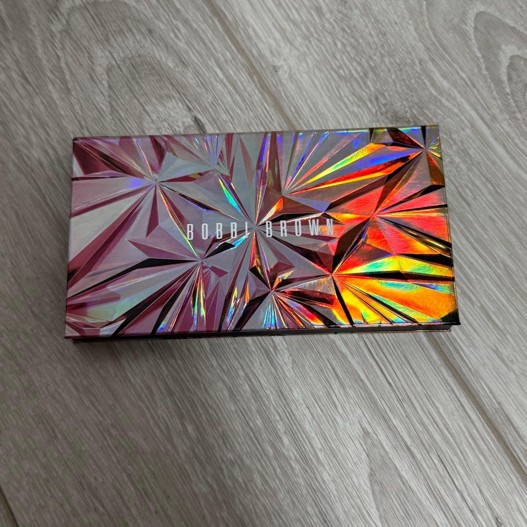 BOBBI BROWNアイシャドウパレット