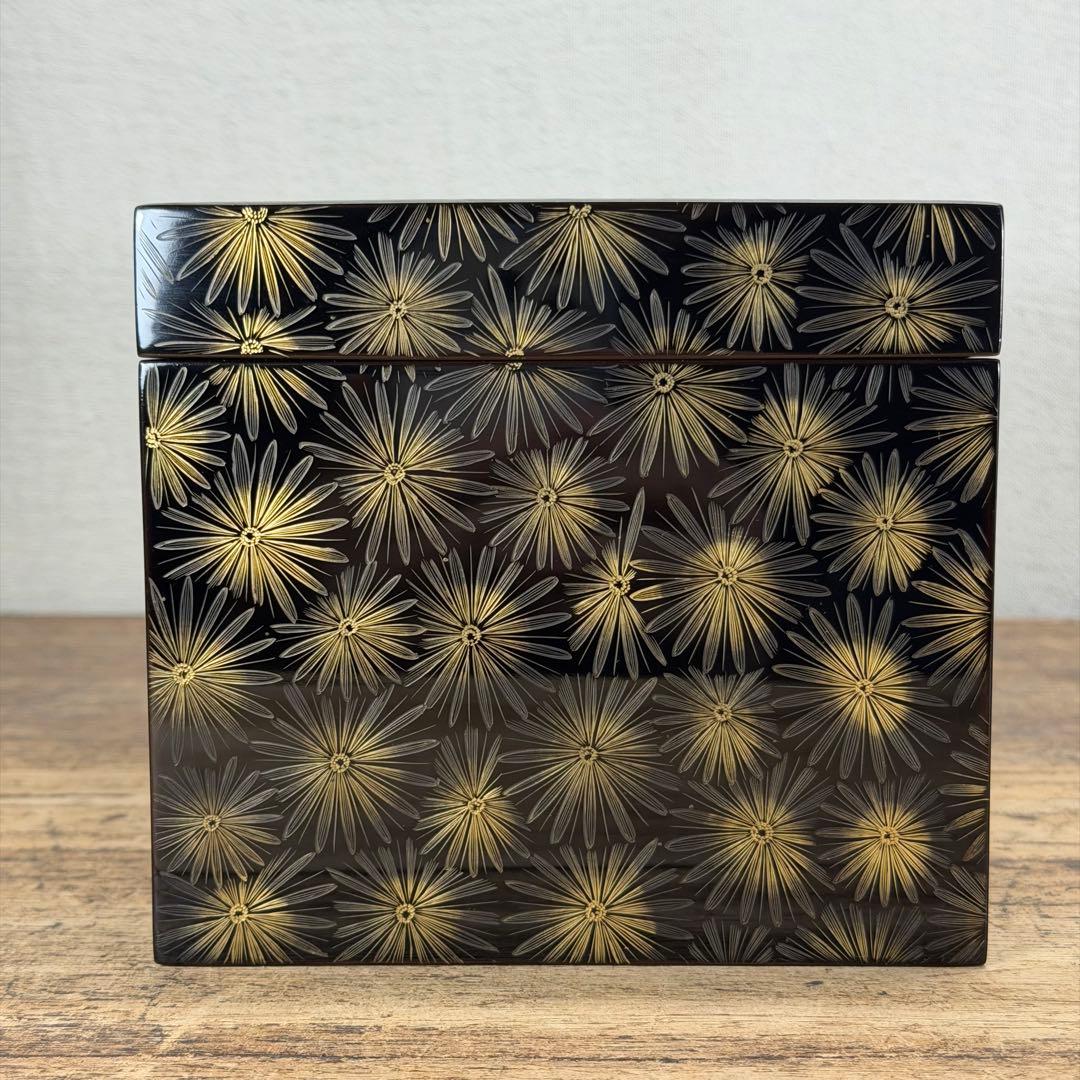 a855 送料込 輪島塗 沈金 菊模様 利休茶箱 在銘 共箱 茶道具 蒔絵