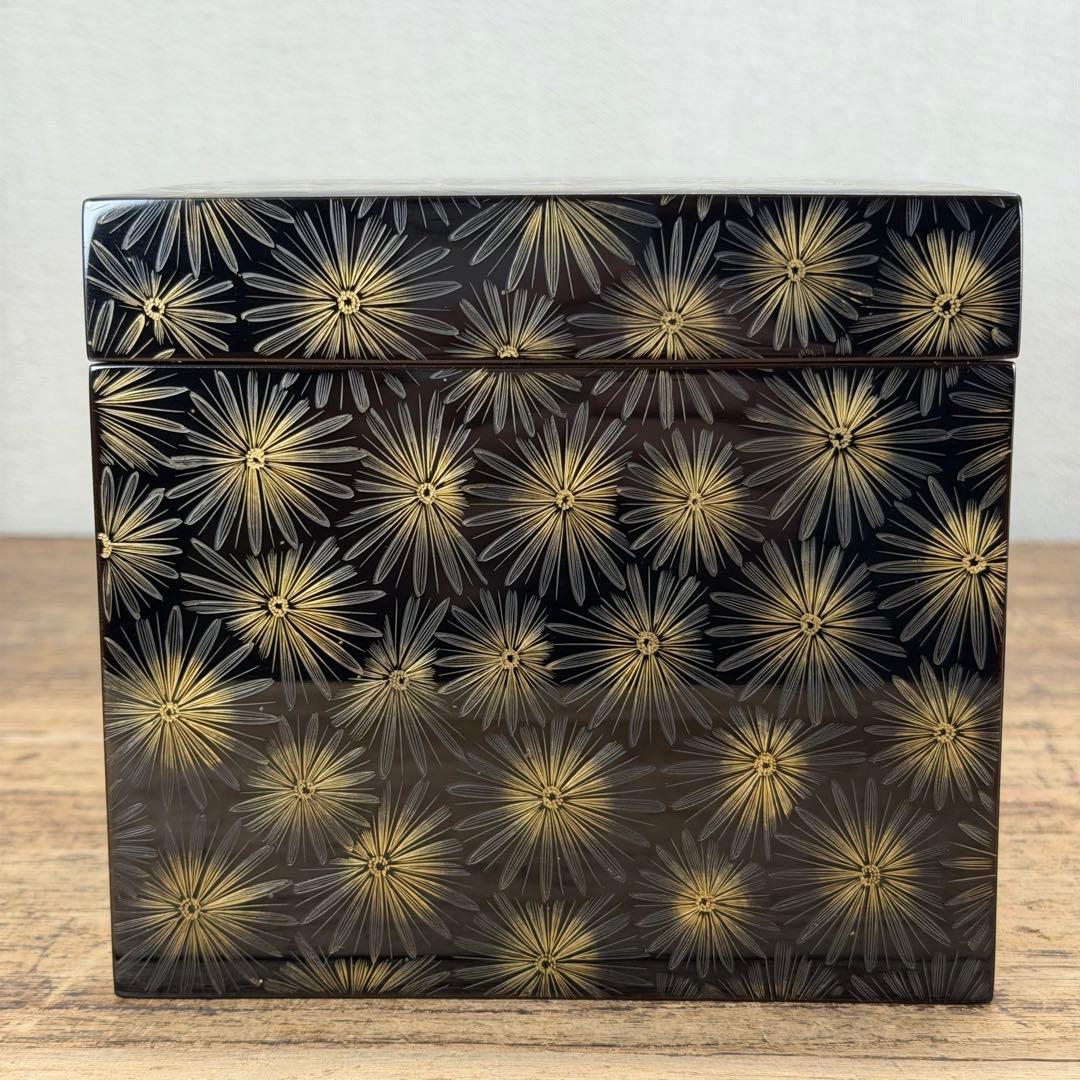 a855 送料込 輪島塗 沈金 菊模様 利休茶箱 在銘 共箱 茶道具 蒔絵