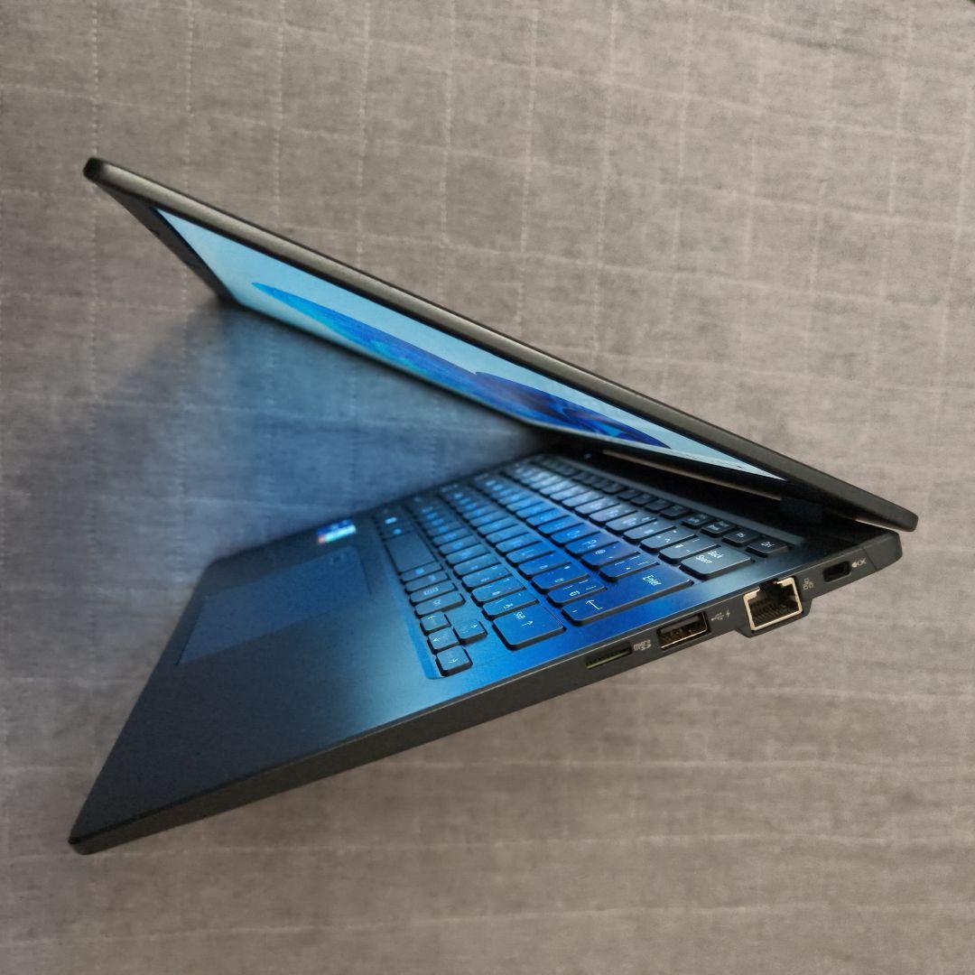 美品 Dynabook 超軽量 驚速 12世代i5 16GB 512GB 58