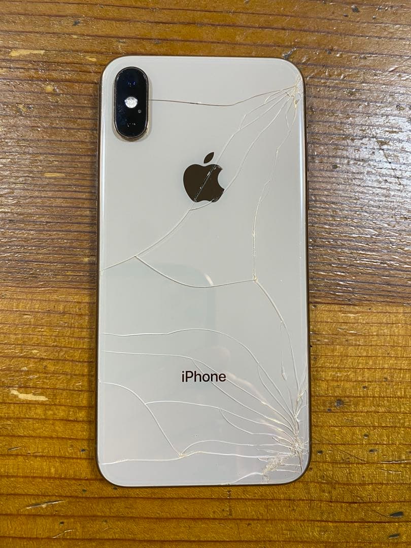 iPhone Xs gold 64GB SIMフリー