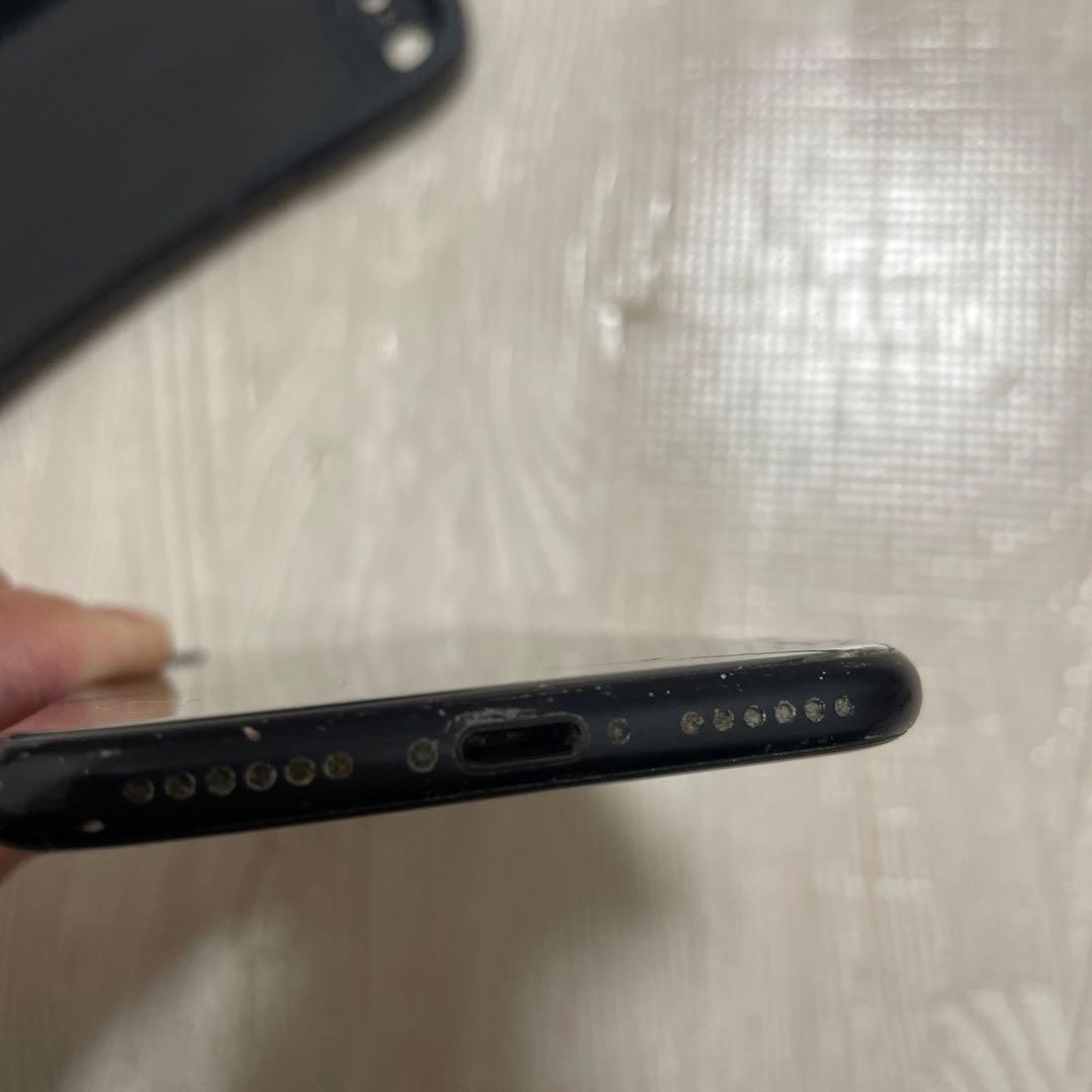 iPhone SE2 64GB simフリー