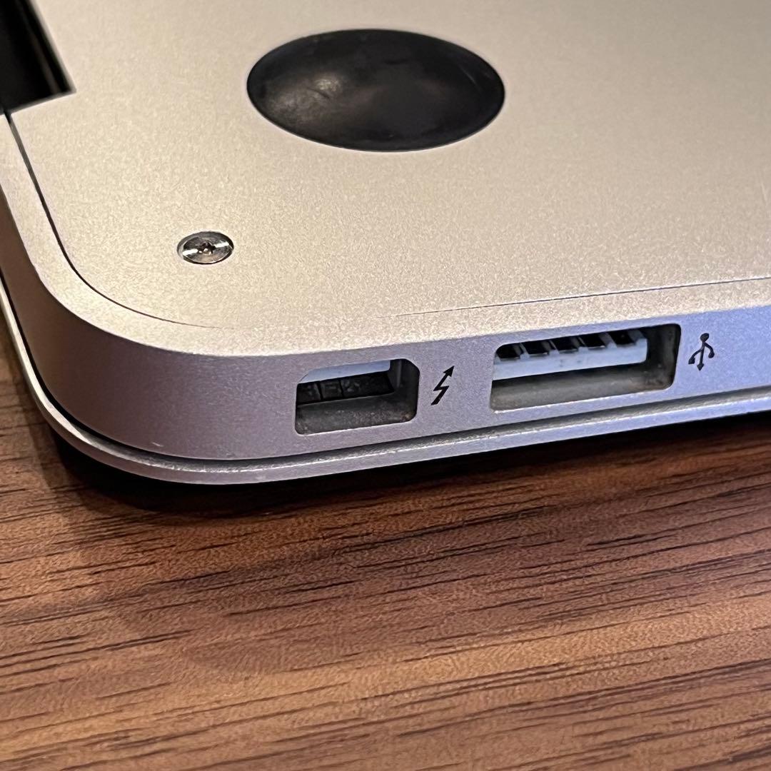 MacBook Air (11-inch, Early 2015)充電ケーブル付