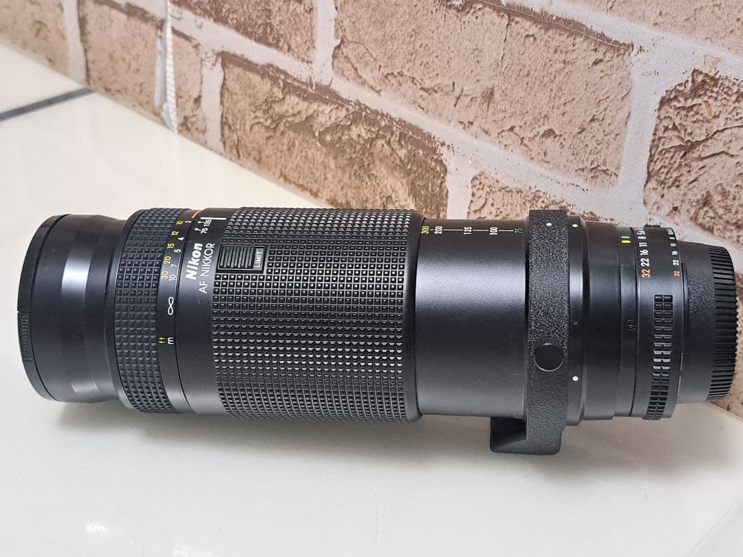 ★良品★Nikon ニコン AF NIKKOR 75-300mm 4.5-5.6