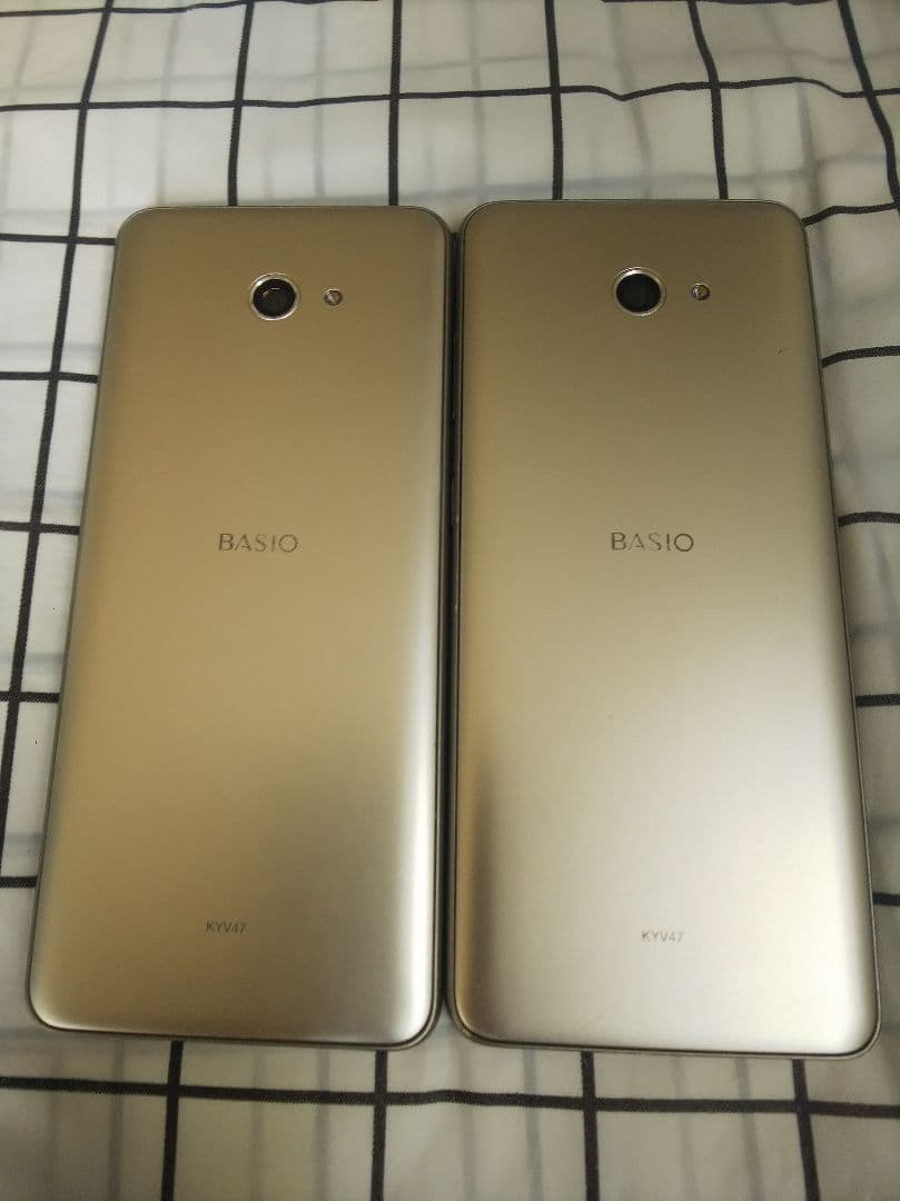 BASIO4 KYV47 32GB anndroid11 Simフリー2台