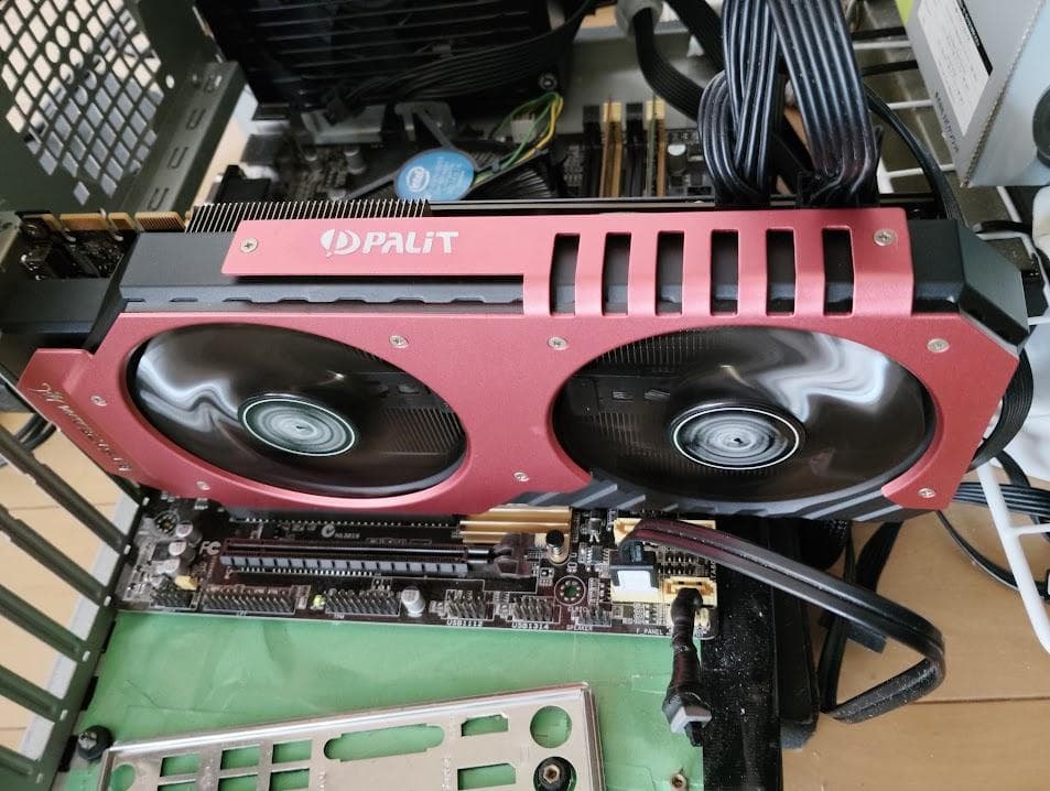 GeForce GTX 980 グラフィックボード