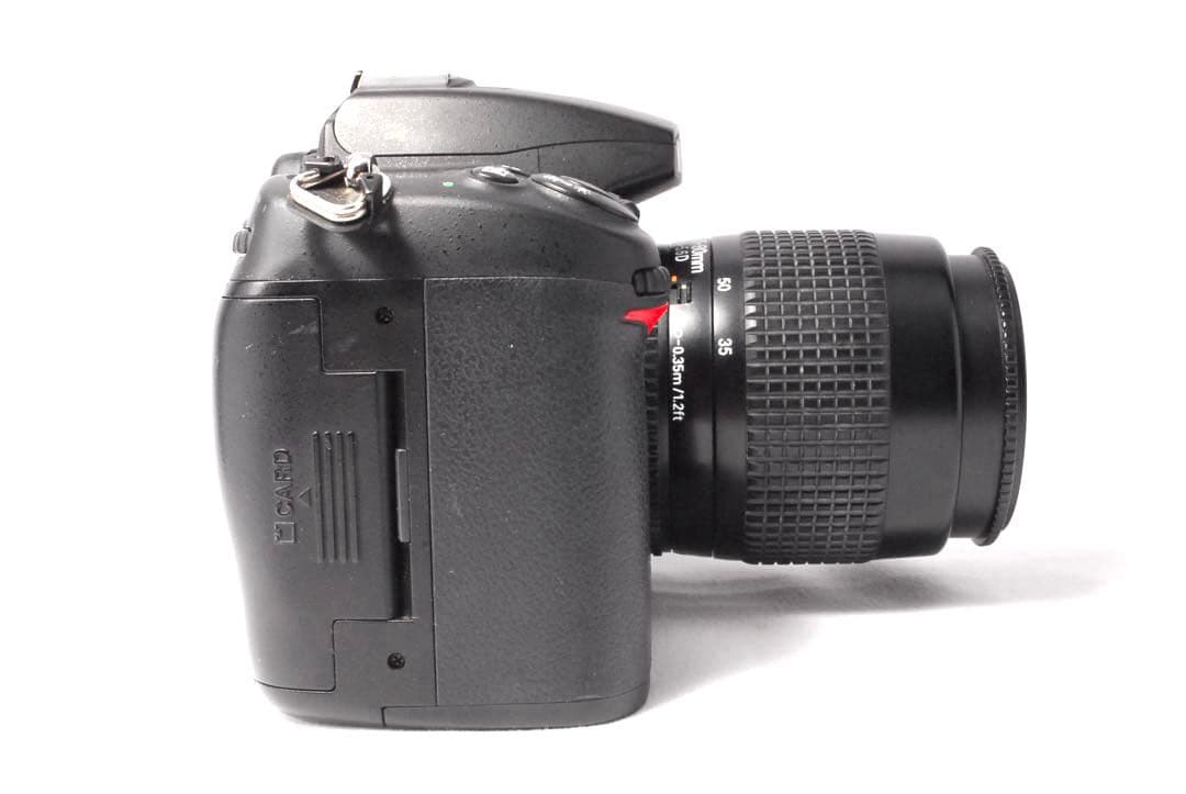 美品✨高速連写＆高画質✨ニコン D7000✨一眼レフカメラ✨人気機種