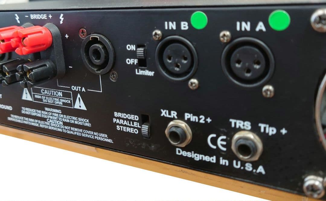 ■■CLASSIC PRO　CP1400 パワーアンプ