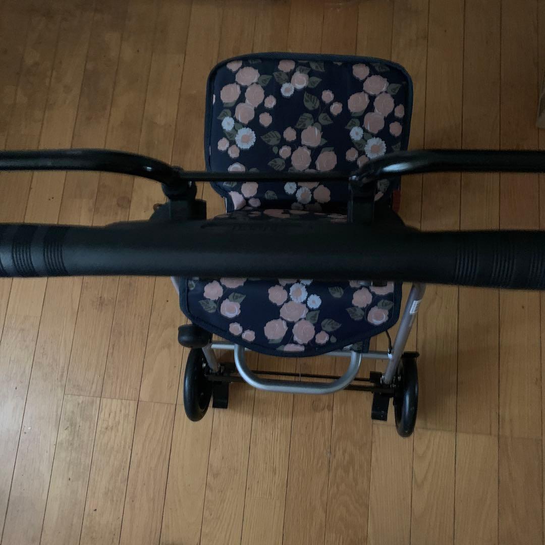 花柄シルバーカー(新品、未使用)