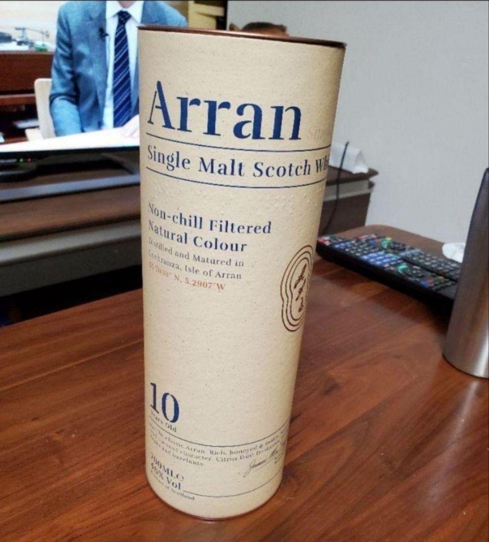 【新品】希少品　THE ARRAN(アラン) 10年　ウイスキー700ml
