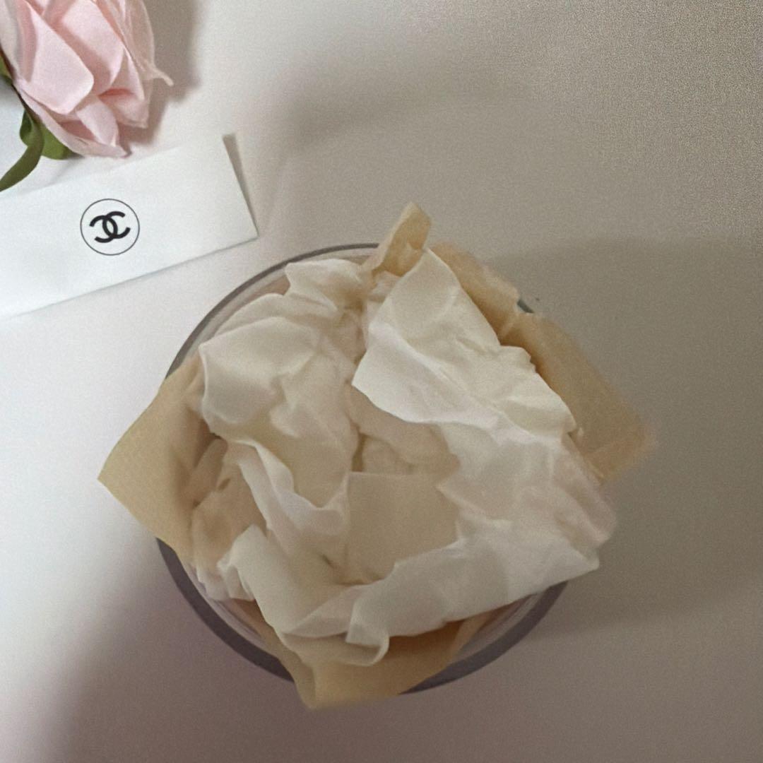 CHANELフェイスパウダー[プードゥル ユニヴェルセル リーブルN 30
