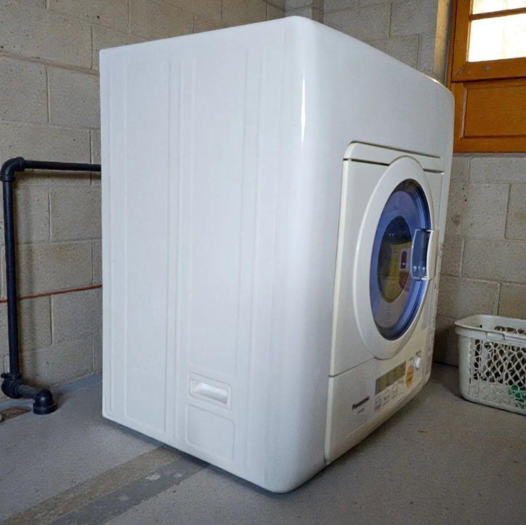 Panasonic パナソニック 電気衣類乾燥機 NH-D502P 動作良好