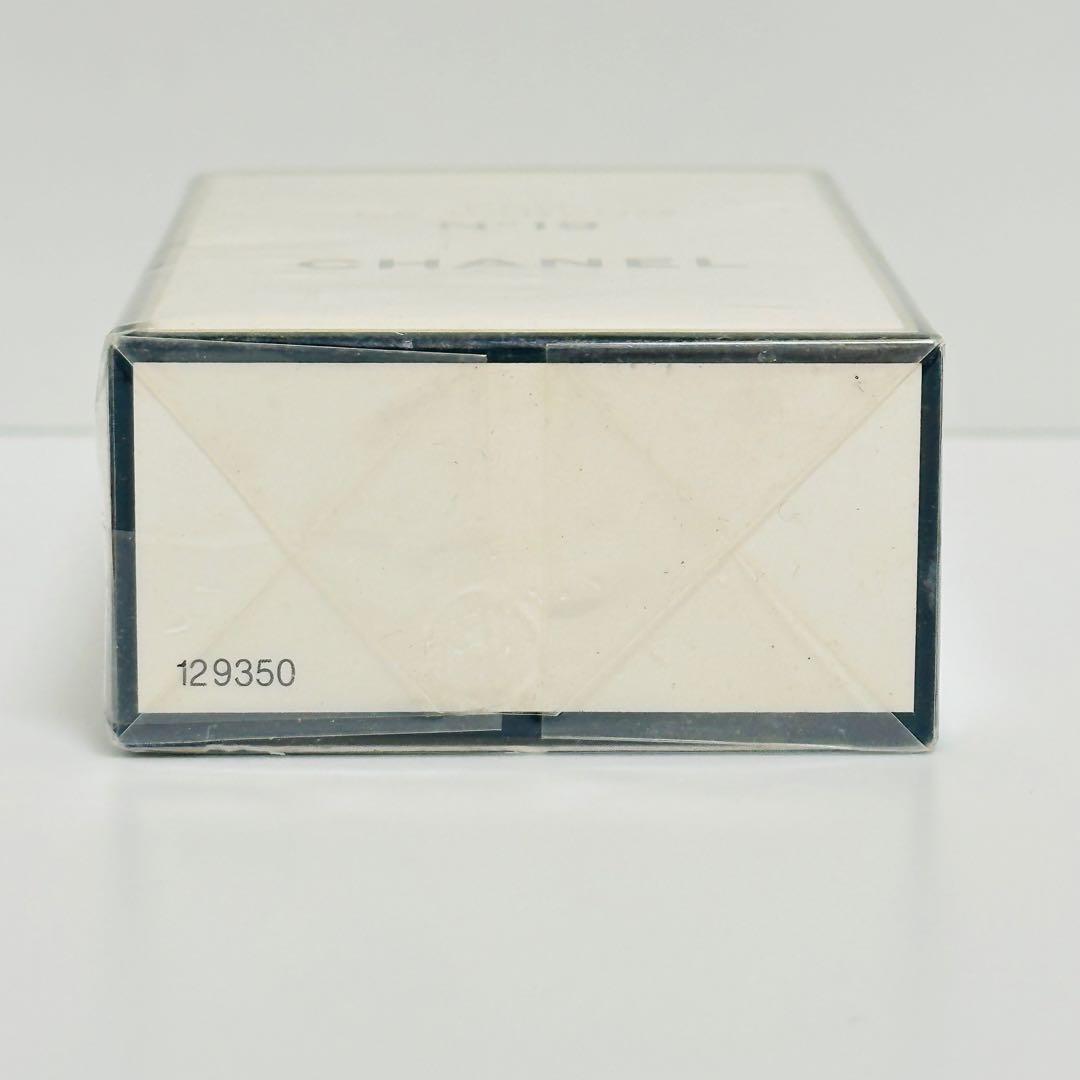 新品未開封　CHANEL シャネル N°19 オーデパルファム　香水　50ml
