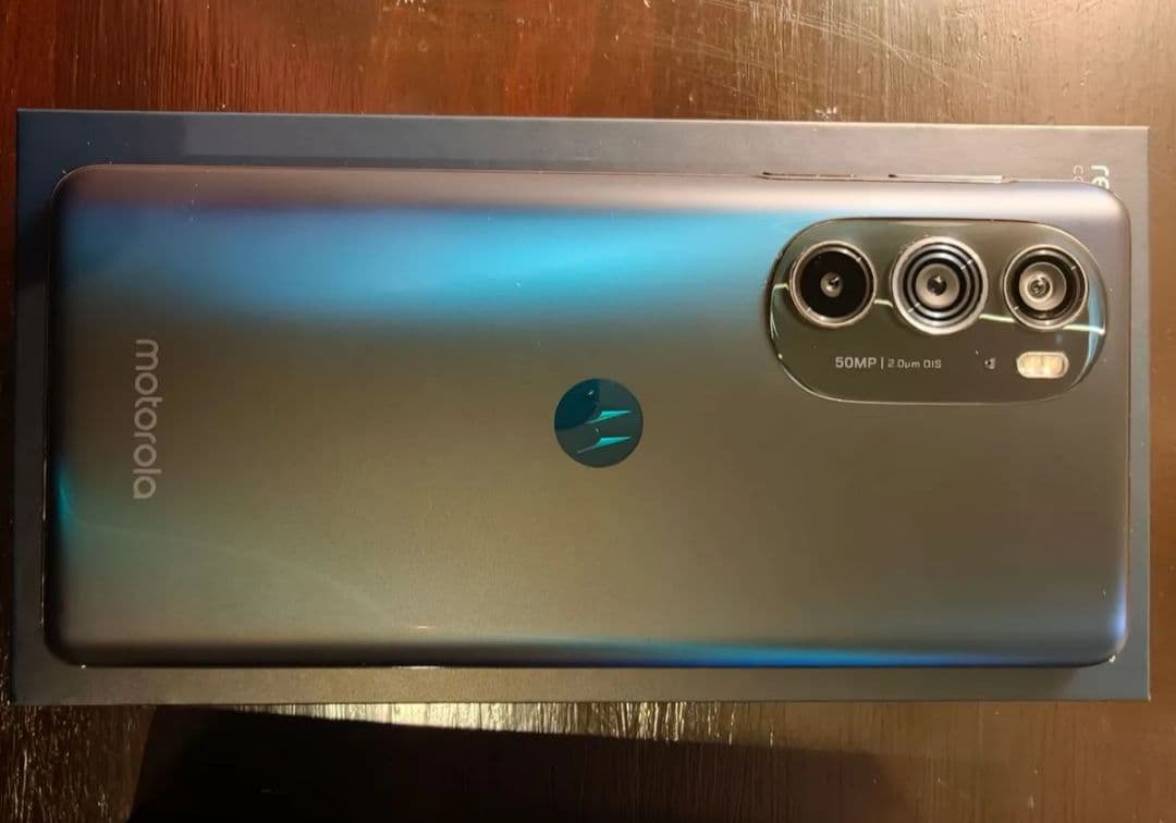 スマートフォン本体 Motorola edge 30 pro