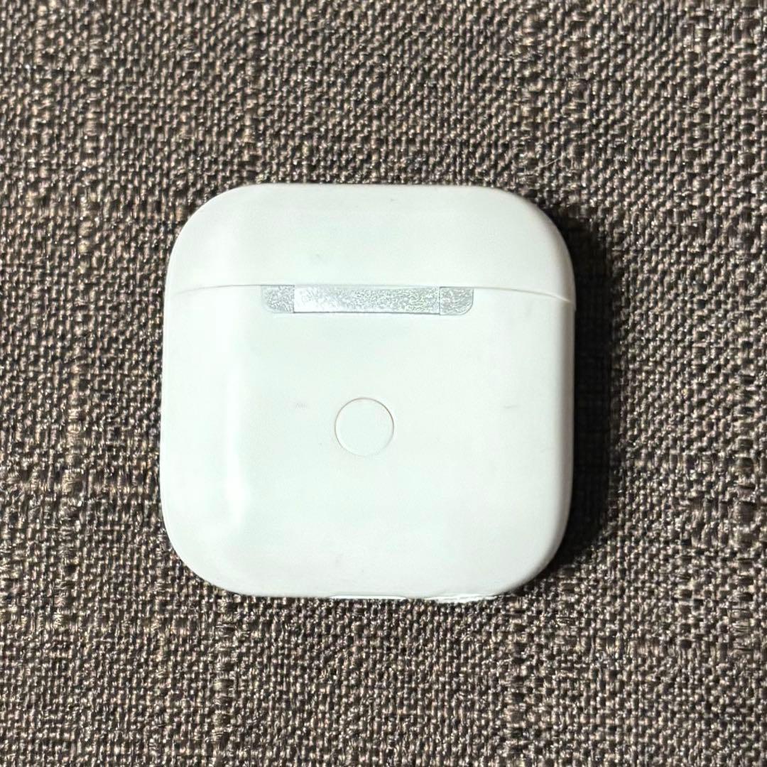 AirPods 4 ノイズキャンセリング搭載 本体のみ