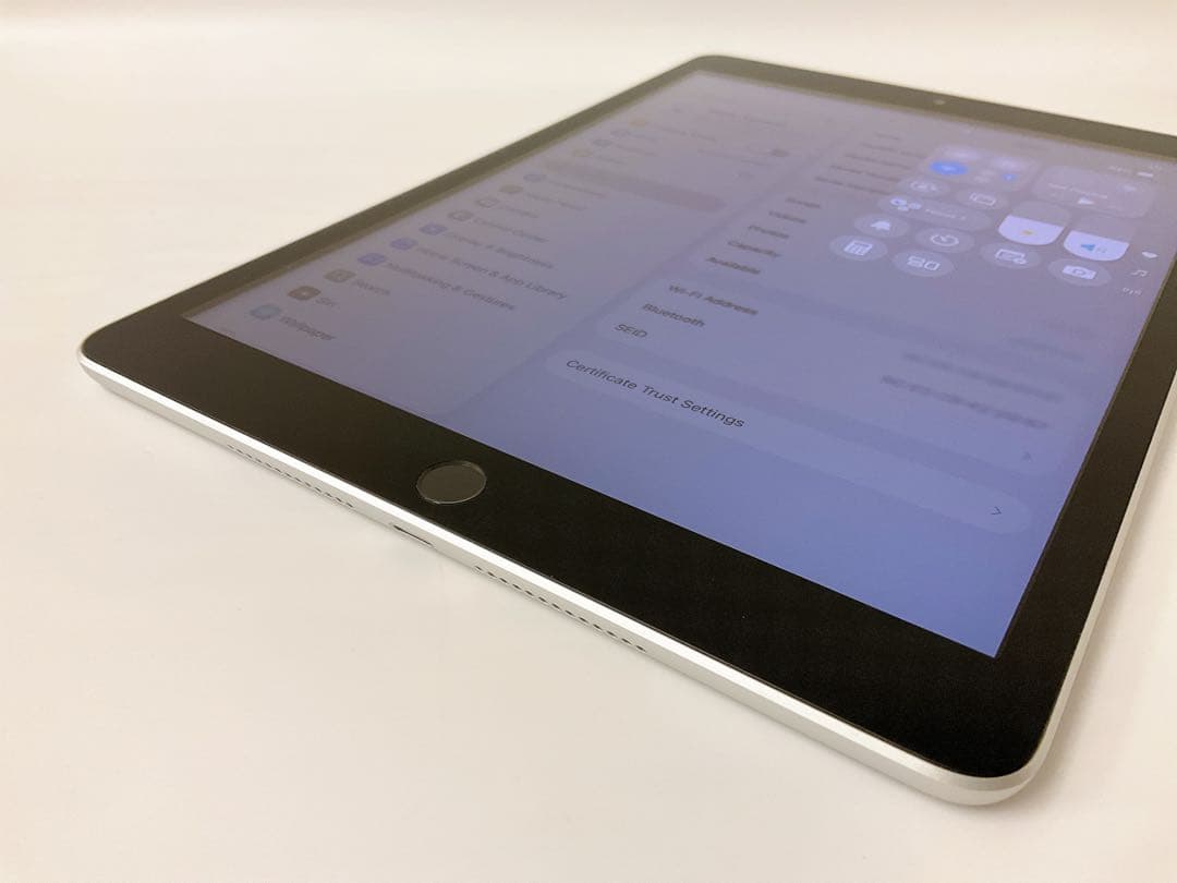 【超美品・BT93％】iPad 第9世代 64GB Wifiモデル
