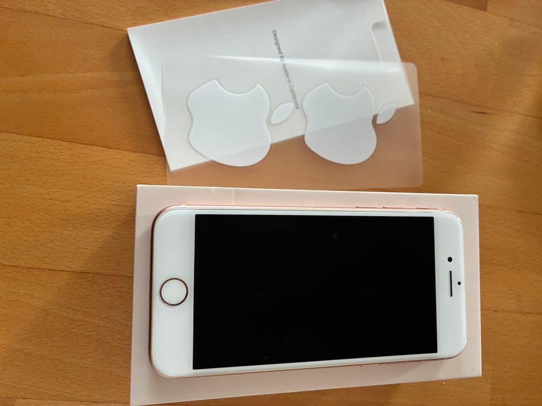 美品&箱付き　Apple iPhone 8 ゴールド 本体