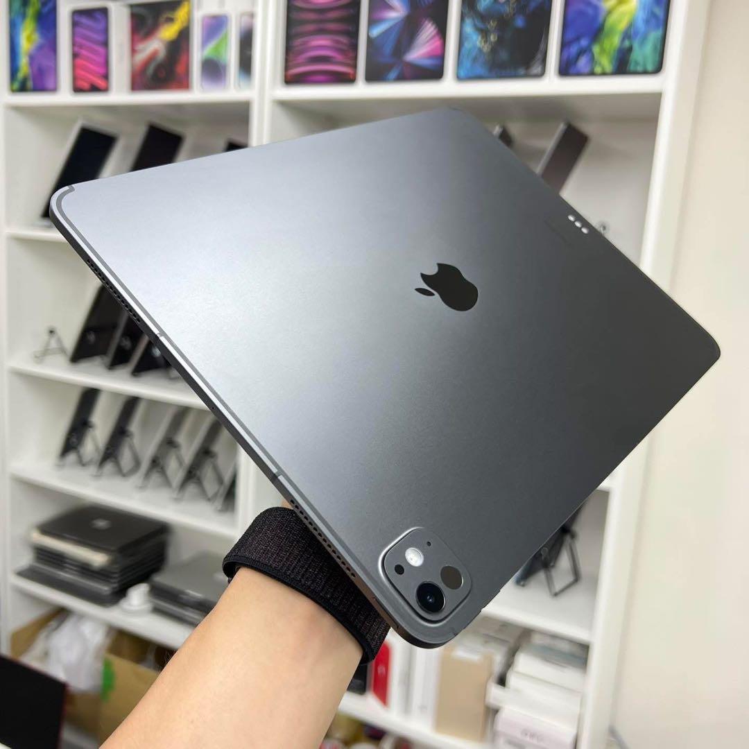 iPad Pro M4 13インチ256GBWi-Fi +Cellul