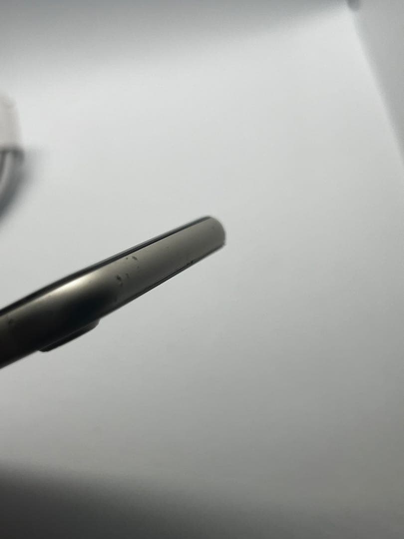 美品　iPhone SE3 128GB バッテリー100%