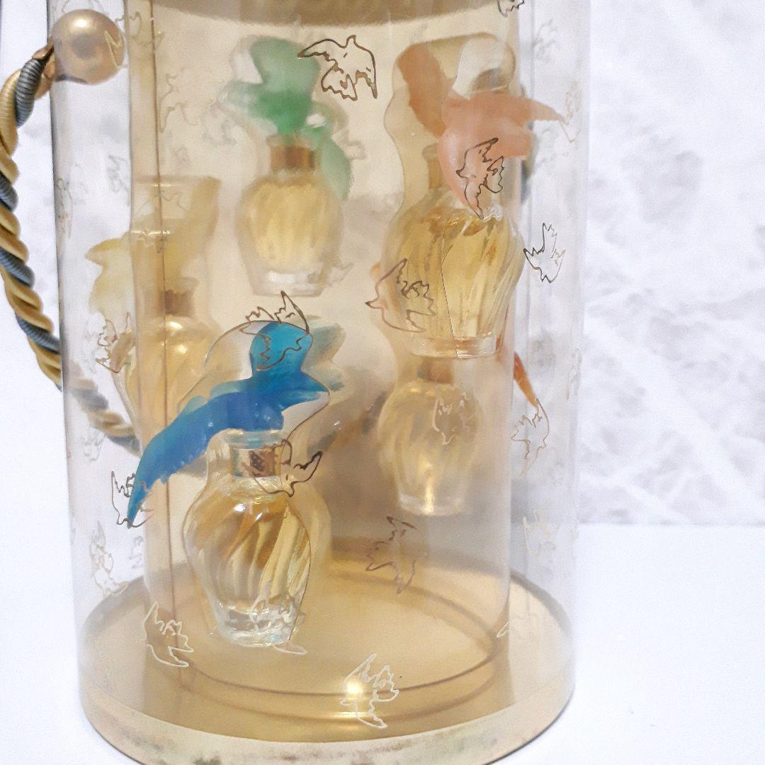 激レア 完全版　ニナリッチ NINA RICCI レールデュタン 二枚鳩