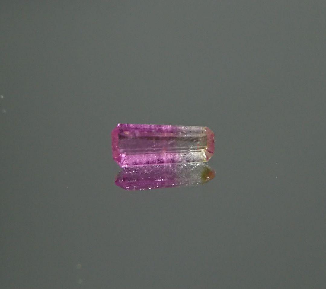 2693 0.23ct バイカラートルマリン