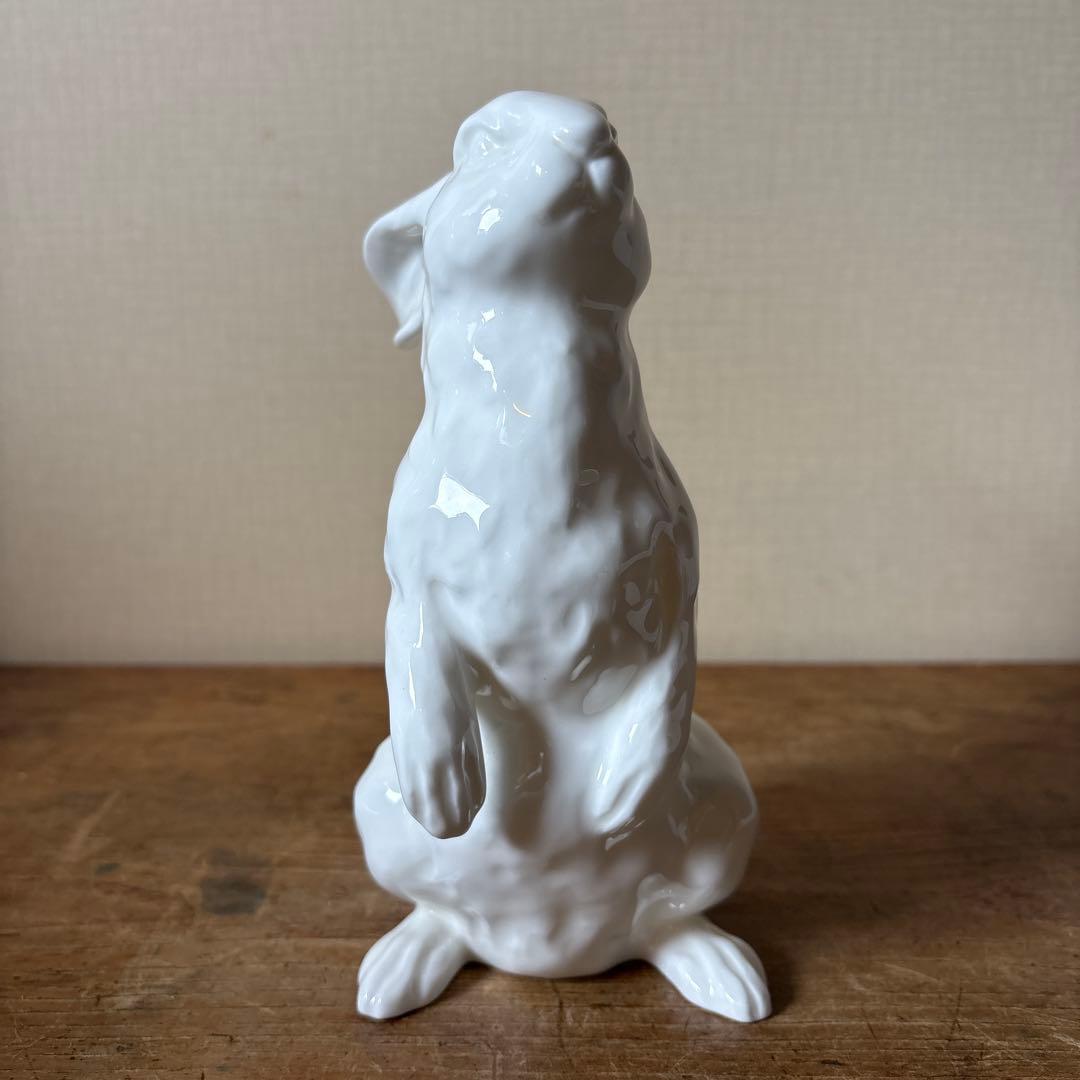 ノリタケ　うさぎの置物　磁器製　磁器人形　オブジェ　ボーンチャイナ　白磁