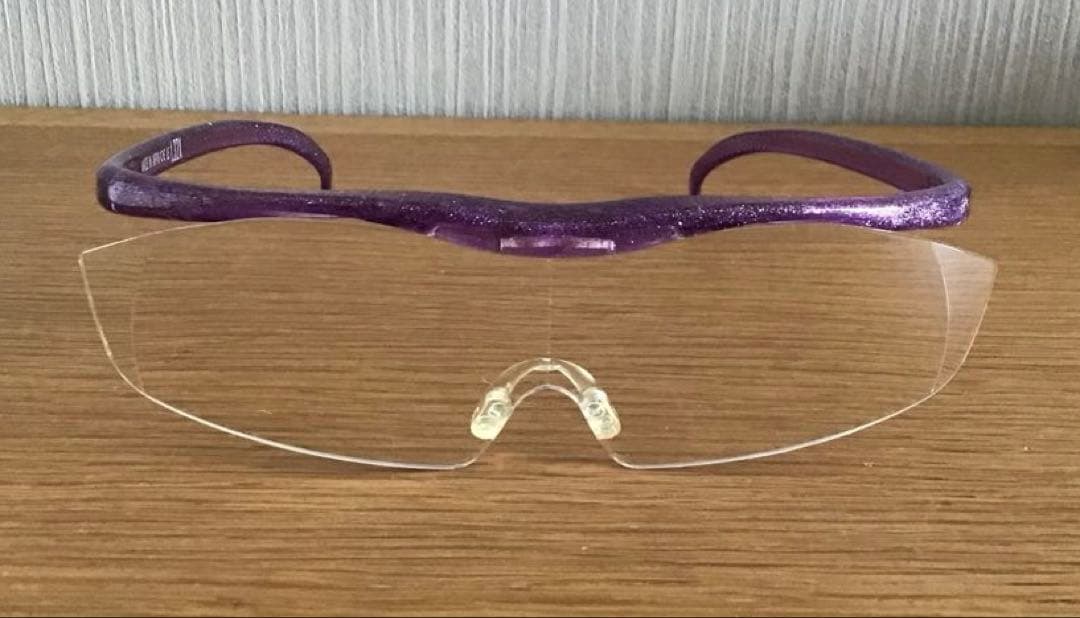ハズキルーペ　老眼鏡　紫　ラメ　1.35倍　純正 パープル