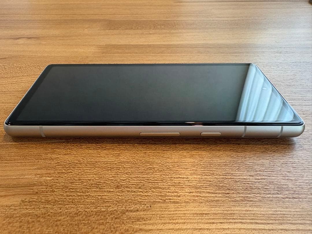 【美品】Google Pixel 7a 本体 スノー