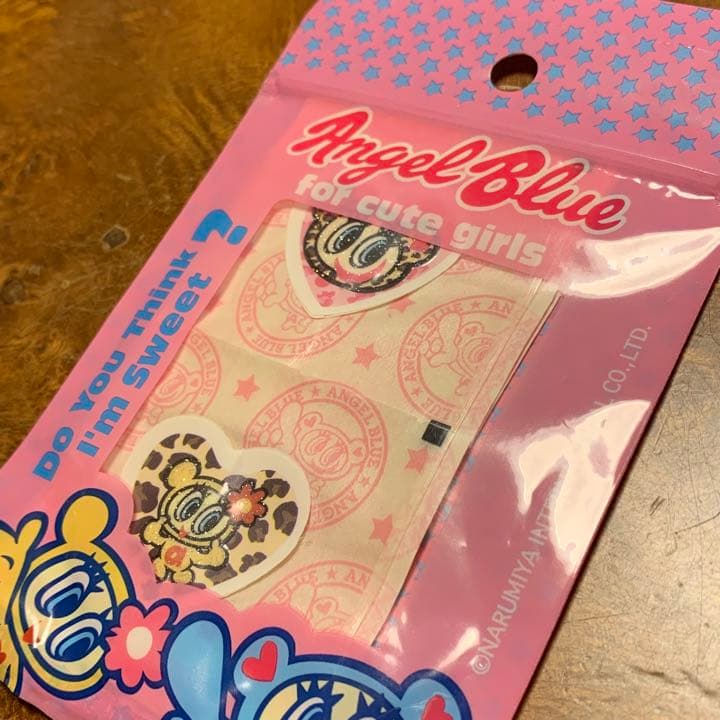 エンジェルブルー　ナルミヤ　絆創膏　バンソウコウ　中村くん　ハナちゃん