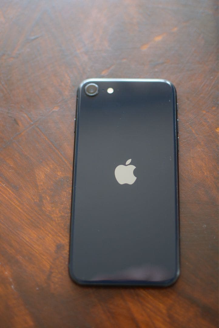 iPhone SE3 両面ガラスコート済み