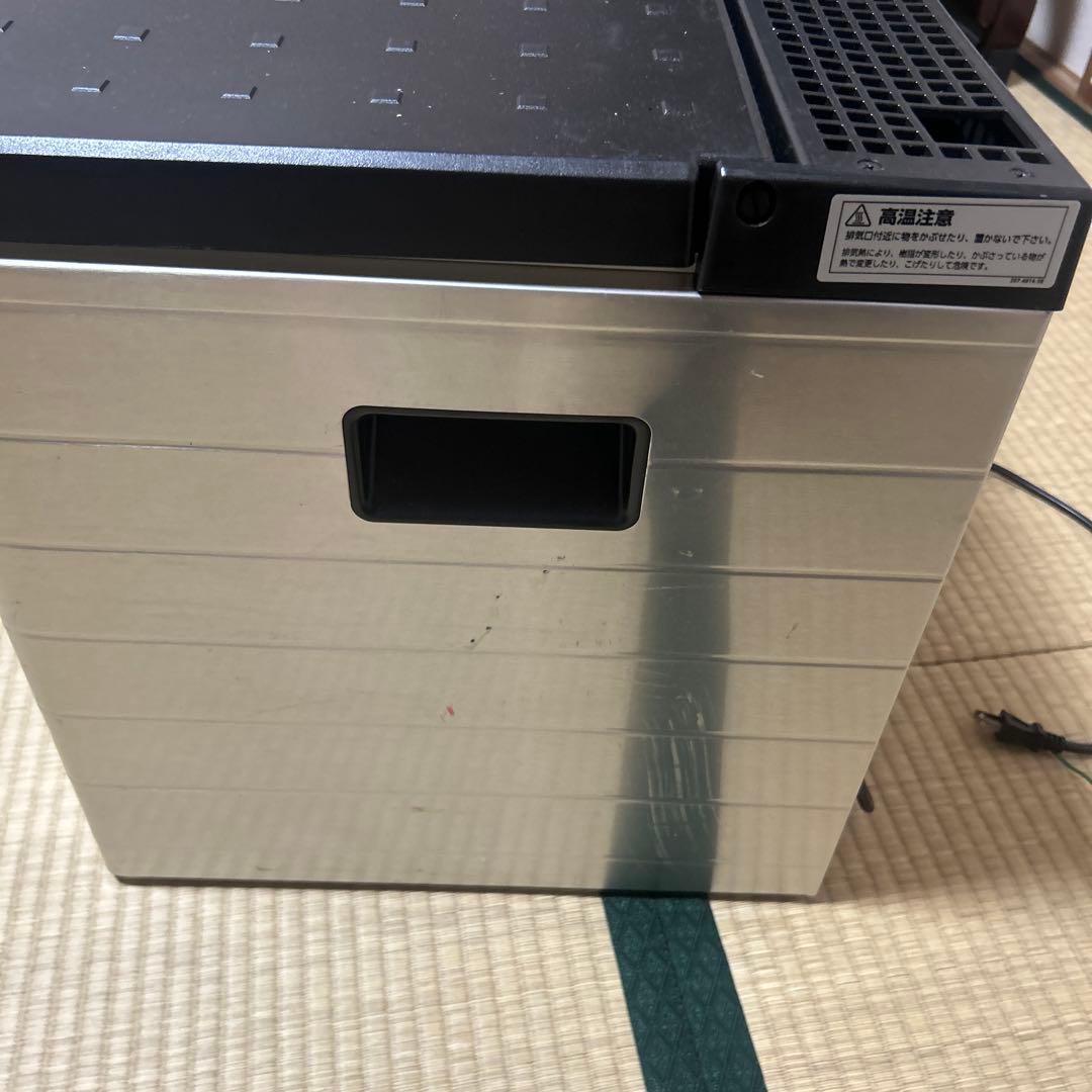 Dometic 冷凍庫 AC/DC両用