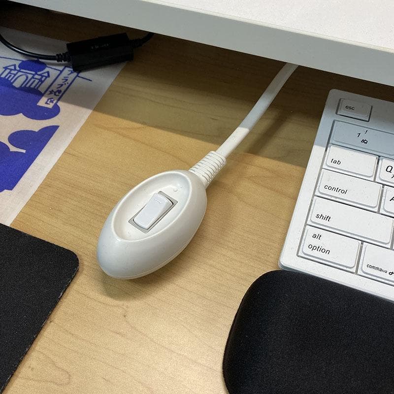 [山善] 電気ストーブ ヒータースリム 小型 足元 障害物センサー搭載 左右自A