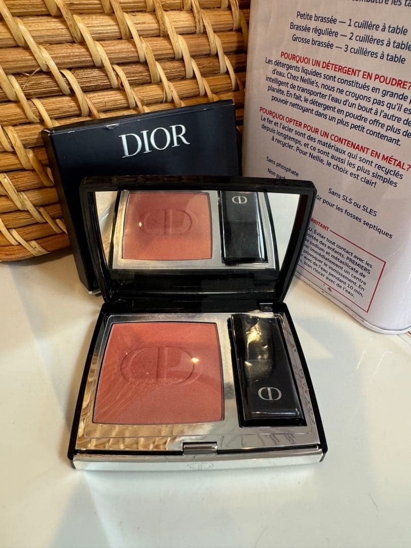 Dior スキンルージュ ブラッシュ 219 ローズ モンテーニュ シマー